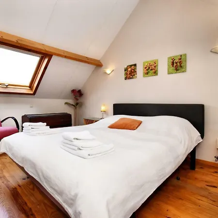 Quaint Holiday In Sur Ourthe In Countryside *